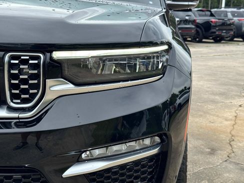 Certified 2023 Jeep Grand Cherokee Summit w/ Adv Protech Group IV AWD/4WD image 9