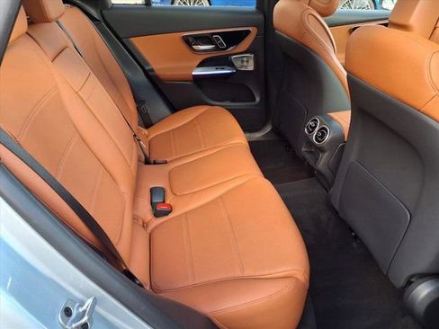 Used 2025 Mercedes-Benz GLC 300 GLC 300 image 20