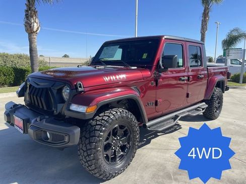 Used 2021 Jeep Gladiator Sport AWD/4WD image 1