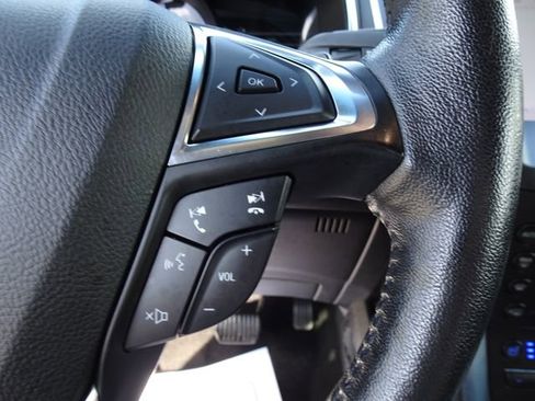 Used 2020 Ford Edge Titanium w/ Equipment Group 301A AWD/4WD image 28