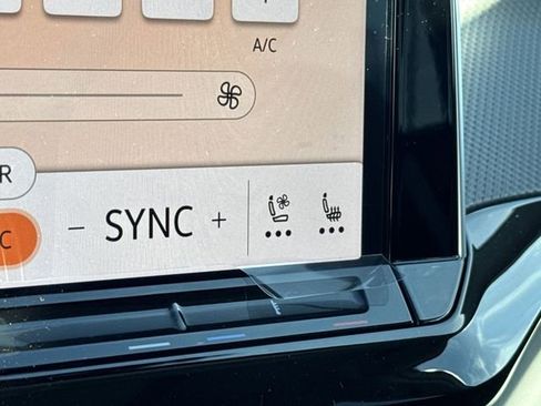 New 2026 Volkswagen Atlas Peak Edition AWD/4WD image 22