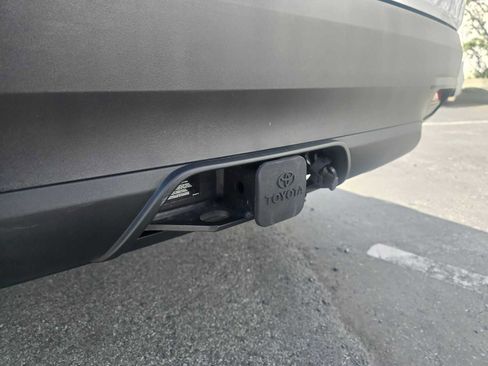 Used 2024 Toyota Grand Highlander XLE image 17