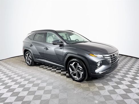 Certified 2023 Hyundai Tucson Limited image 3