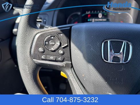 Used 2022 Honda Pilot Sport image 25