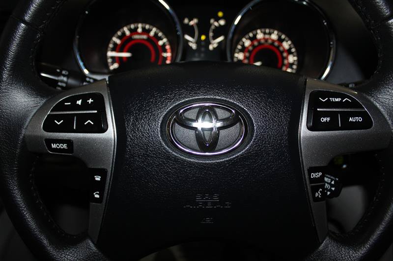 Used 2013 Toyota Highlander Limited FWD image 16