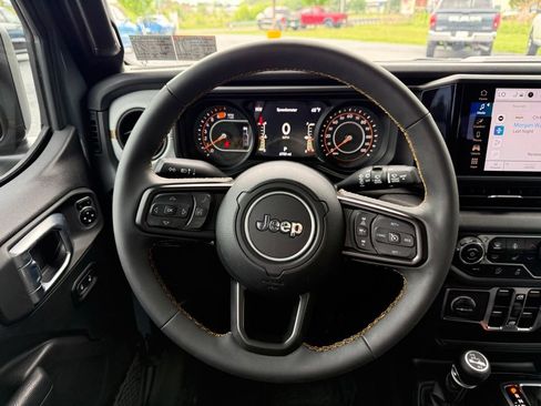 Certified 2024 Jeep Wrangler Unlimited Sport AWD/4WD image 16