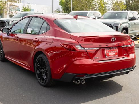 New 2026 Toyota Camry SE FWD image 6