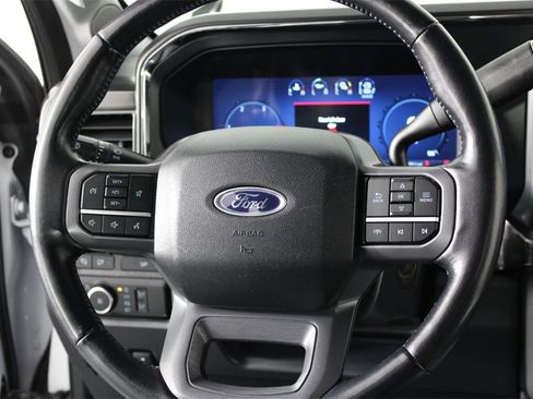 Used 2024 Ford F250 Lariat image 34