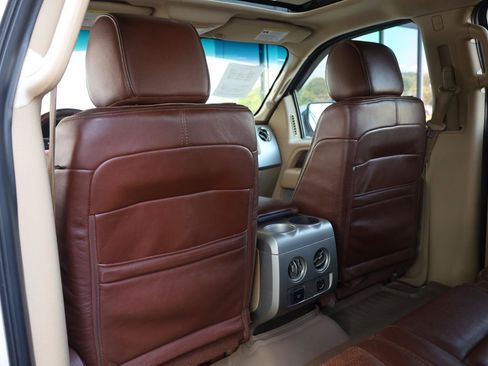 Used 2014 Ford F150 King Ranch w/ King Ranch Luxury Package AWD/4WD image 19
