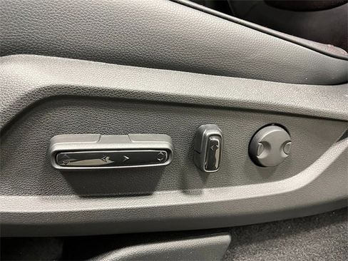 New 2025 Honda Pilot Black Edition image 10