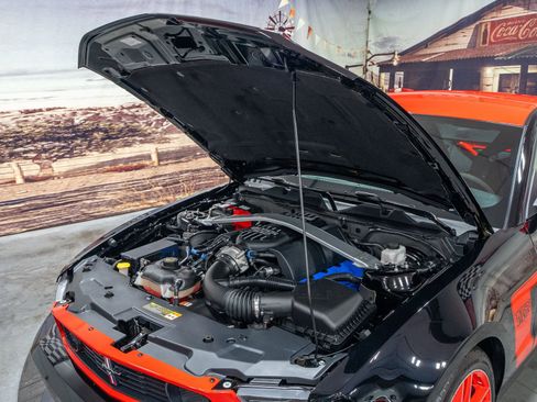 Used 2012 Ford Mustang Boss 302 image 21