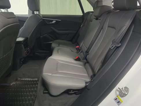 Certified 2025 Audi Q8 Premium Plus w/ Premium Plus Package image 19