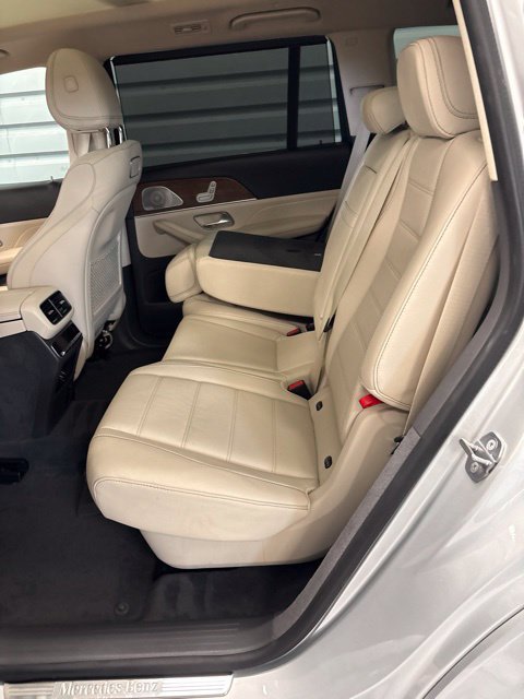 Used 2020 Mercedes-Benz GLS 580 4MATIC image 2