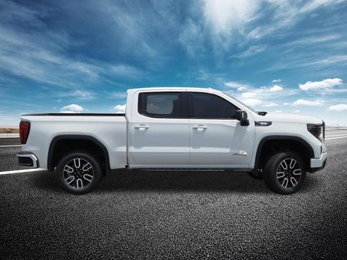 Used 2024 GMC Sierra 1500 AT4 w/ Technology Package AWD/4WD image 23