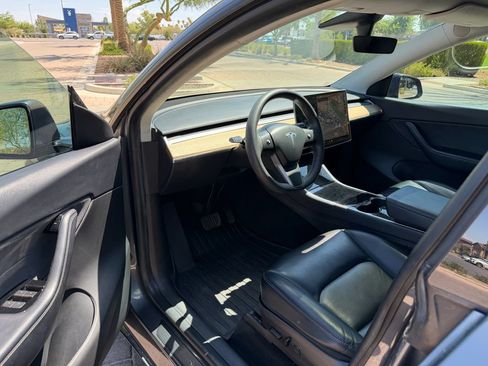 Used 2020 Tesla Model Y Long Range AWD/4WD image 7