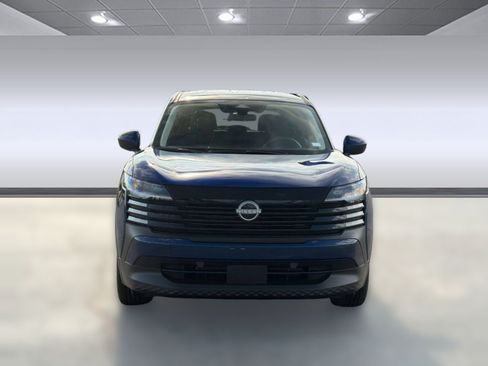 Certified 2025 Nissan Kicks SV FWD image 10