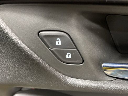 Used 2024 Chevrolet TrailBlazer RS w/ Convenience Package image 21