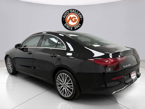 Used 2025 Mercedes-Benz CLA 250 4MATIC image 5