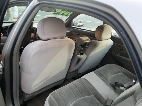 Used 2002 Buick Century Custom w/ Special Edition Pkg FWD image 27