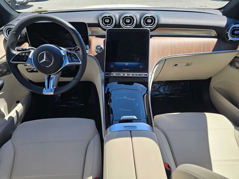 Used 2026 Mercedes-Benz GLC 300 4MATIC image 18