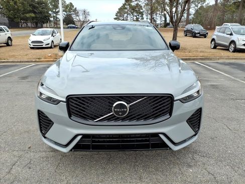 New 2026 Volvo XC60 B5 Plus w/ Protection Package Premier image 10