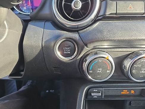 Used 2024 MAZDA MX-5 Miata RF Grand Touring image 36