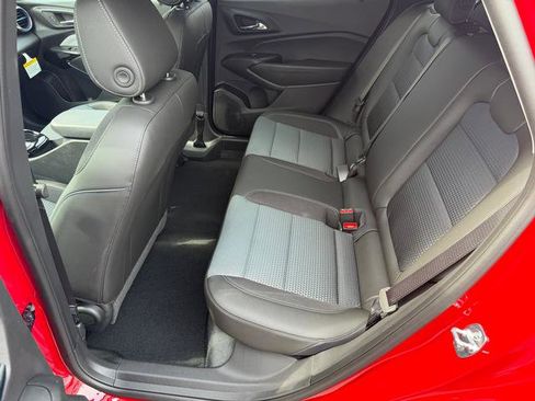 New 2026 Chevrolet Trax LT w/ Driver Confidence Package FWD image 10