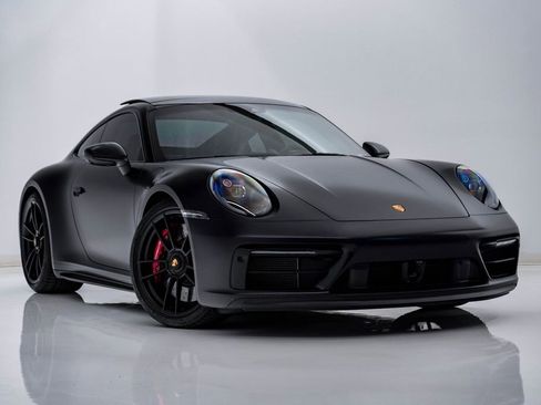 Certified 2022 Porsche 911 Carrera 4 GTS image 8