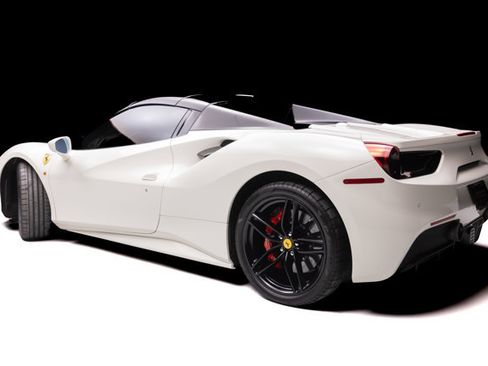 Used 2017 Ferrari 488 Spider RWD image 36