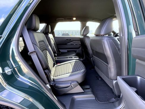 Used 2024 Nissan Pathfinder Rock Creek image 19