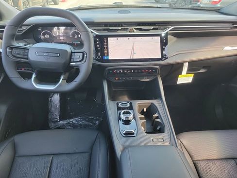 New 2026 Jeep Cherokee Overland image 9