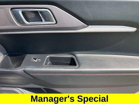 Used 2025 Ford Explorer ST-Line w/ ST-Line Street Pack AWD/4WD image 39