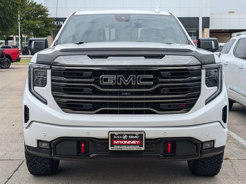 Used 2023 GMC Sierra 1500 AT4 w/ AT4 Premium Package AWD/4WD image 6