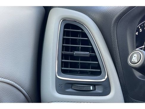 Used 2018 Honda HR-V EX-L image 30
