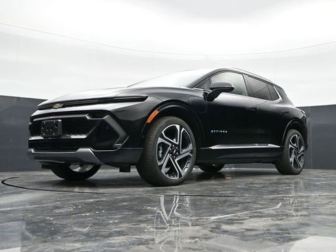 Used 2024 Chevrolet Equinox EV LT w/ Active Safety Package 3 FWD image 36