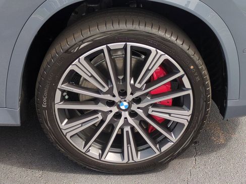 Certified 2025 BMW X1 xDrive28i w/ Technology Package image 12