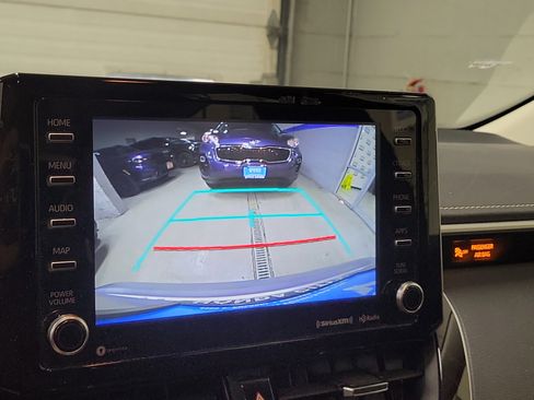 Used 2020 Toyota Corolla XLE image 26