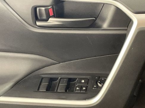 Used 2024 Toyota RAV4 LE image 17