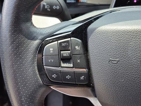 Used 2025 Ford Explorer ST-Line AWD/4WD image 28