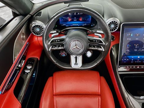 Used 2023 Mercedes-Benz SL 55 AMG 4MATIC image 19