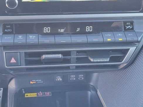 Certified 2025 Toyota Camry SE image 31