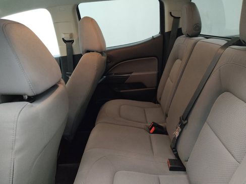 Used 2020 Chevrolet Colorado W/T w/ WT Convenience Package image 18