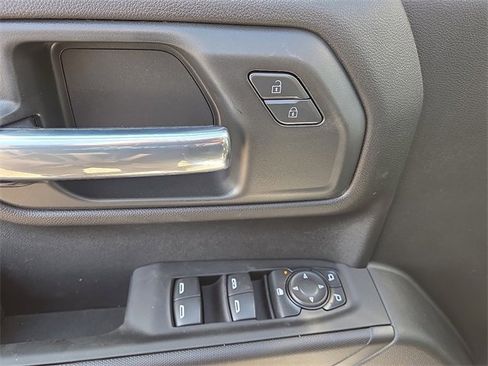 New 2026 Chevrolet Silverado 1500 Custom w/ LPO, Dark Essentials Package image 9