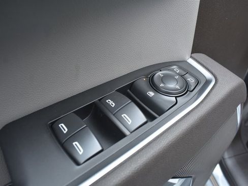 New 2026 Chevrolet Silverado 1500 LT w/ Z71 Off-Road Package image 14