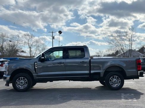 Used 2024 Ford F250 Lariat image 3