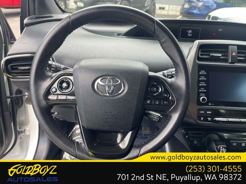 Used 2021 Toyota Prius FWD image 25