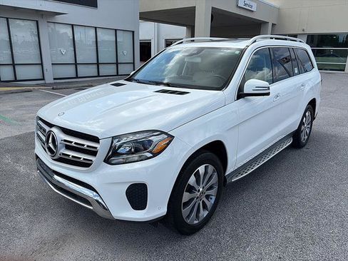 Used 2017 Mercedes-Benz GLS 450 4MATIC image 2