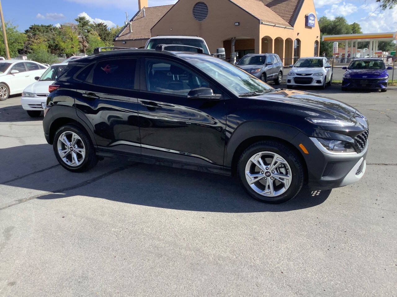 Used 2022 Hyundai Kona SEL AWD/4WD image 9