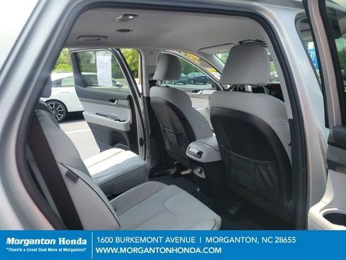 Used 2024 Hyundai Palisade SEL AWD/4WD image 17