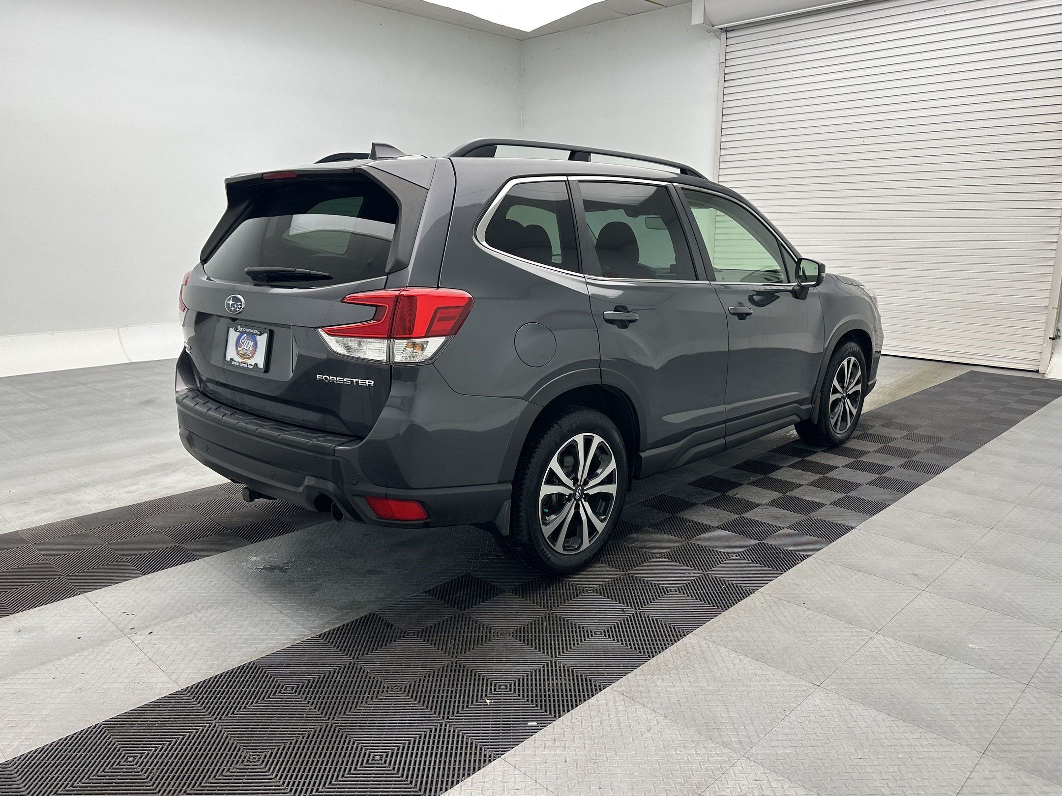 Used 2021 Subaru Forester Limited AWD/4WD image 9